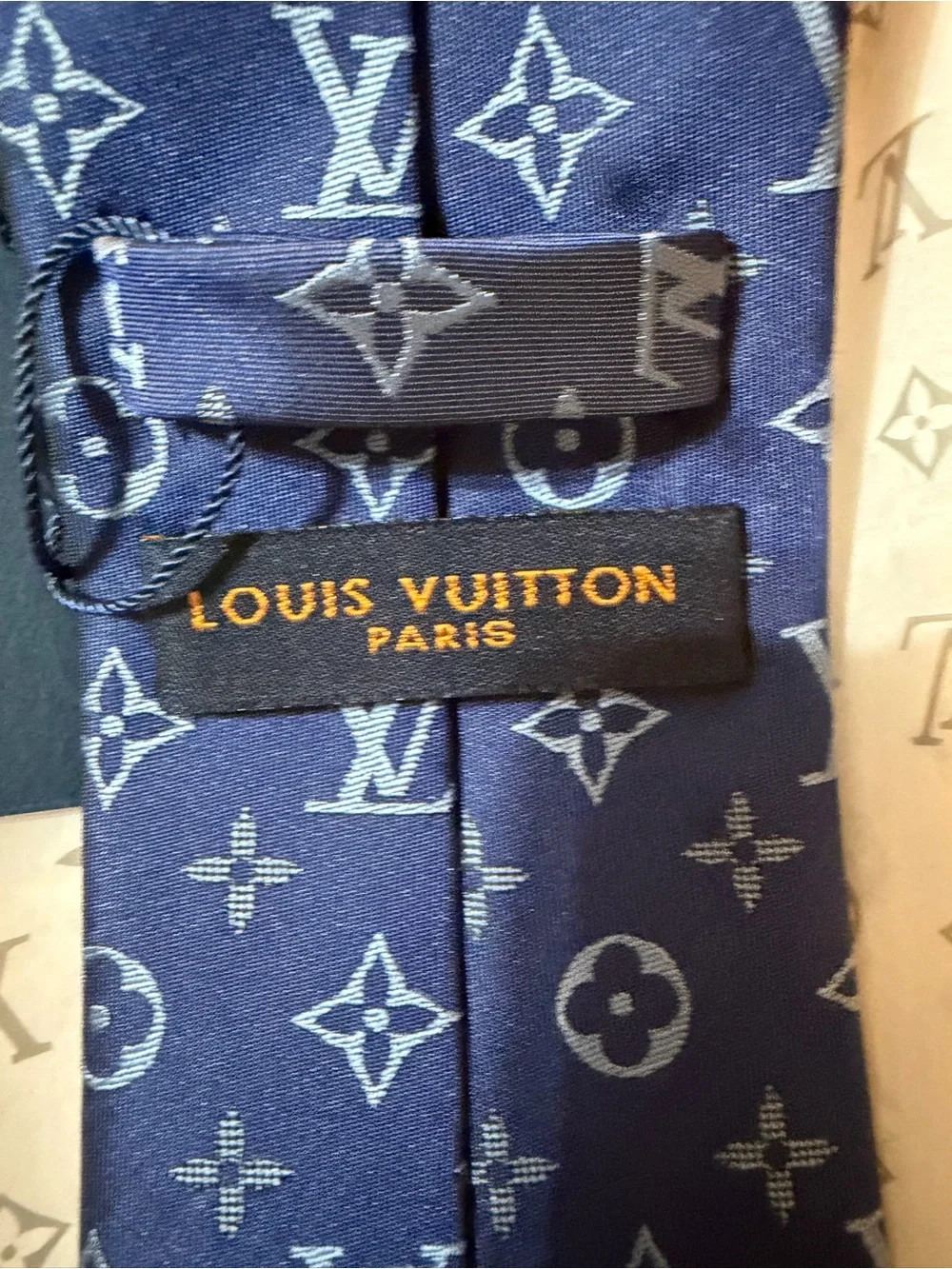 Louis Vuitton Navy Blue Monogram Silk Tie - Picture 2 of 7